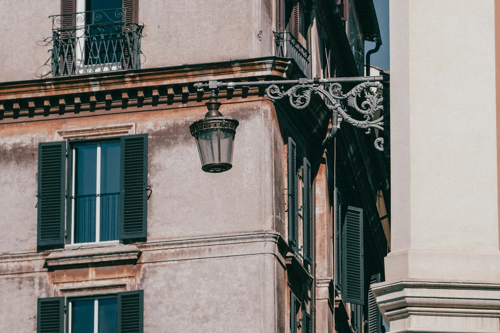 Ufficio luminoso in palazzo storico - Bassano del Grappa